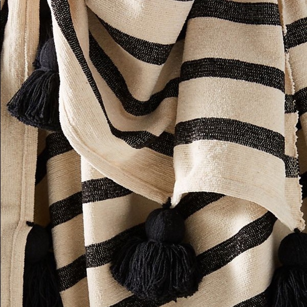 Nwt Anthropologie Woven Stripe Pom Blanket - Picture 1 of 5